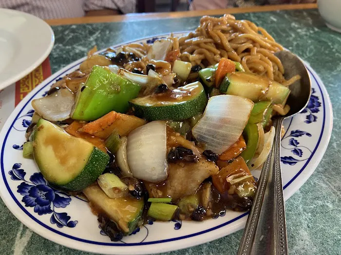 Hot Wok Bistro 2
