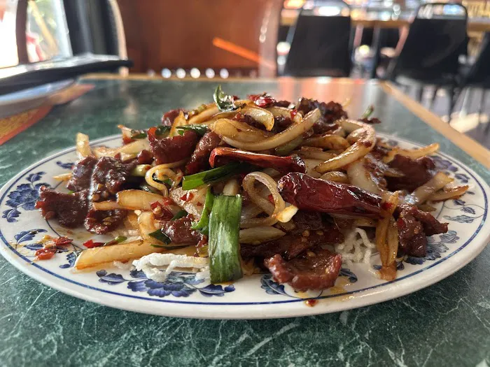 Hot Wok Bistro 4