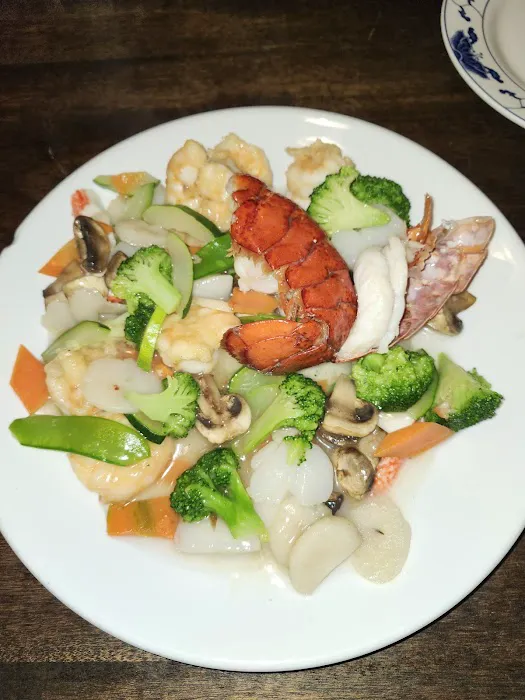 Ming's Asian Cuisine 8