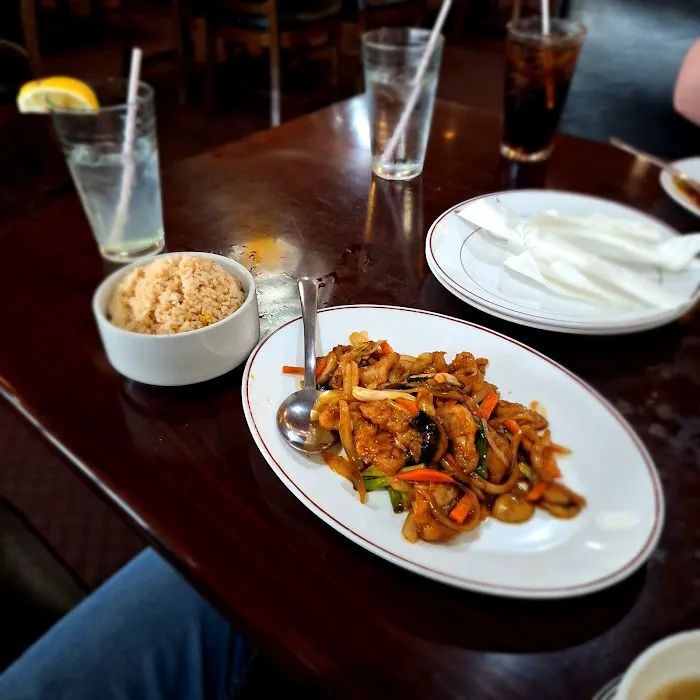 Lee's Chinese Restaurant 6