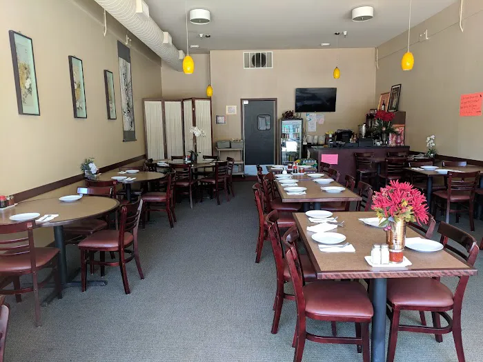 Little Hunan Restaurant 4