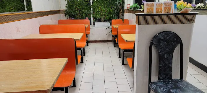 Golden China Restaurant 10