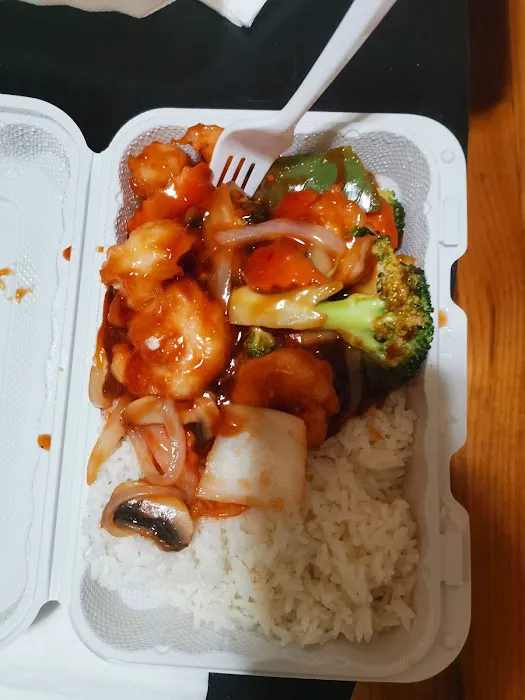 Hardee Chinese & American Cusine 5