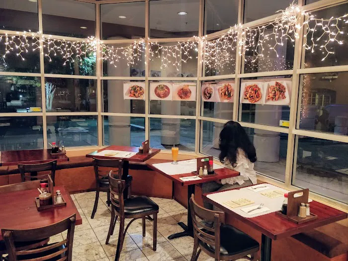 House Of Hunan Restaurant 10