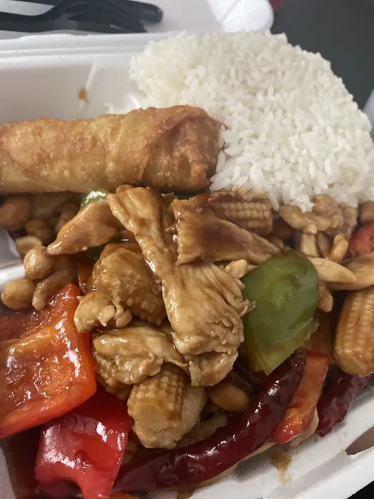 Papa Lee Chinese Restaurant 3