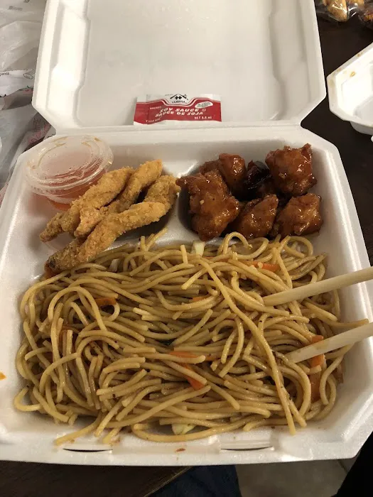 Kokito Chinese Food and Sushi 4