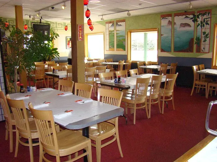 Ming's Cafe 2