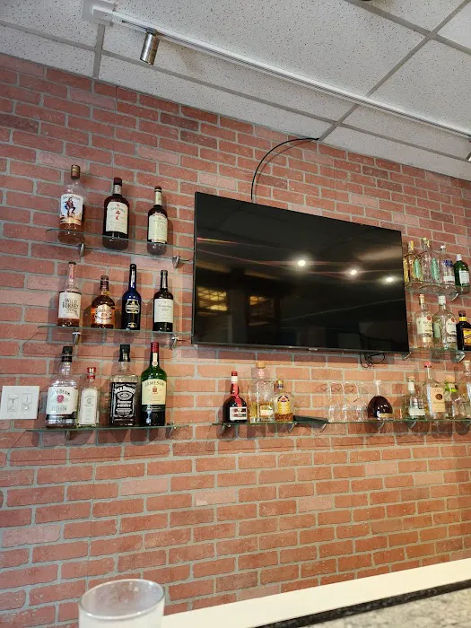 Ming's Cafe 6