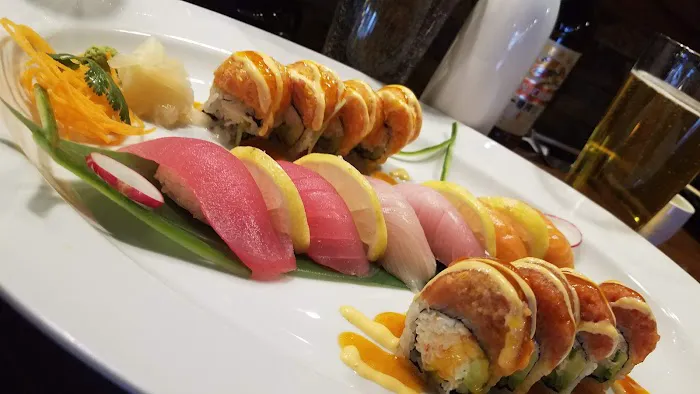 Ming's Cafe 8