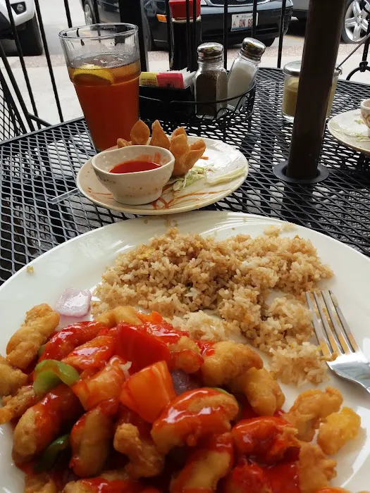 Henry's Chinese Cafe 2