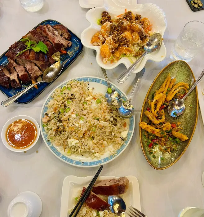 Capital Seafood Restaurant 3