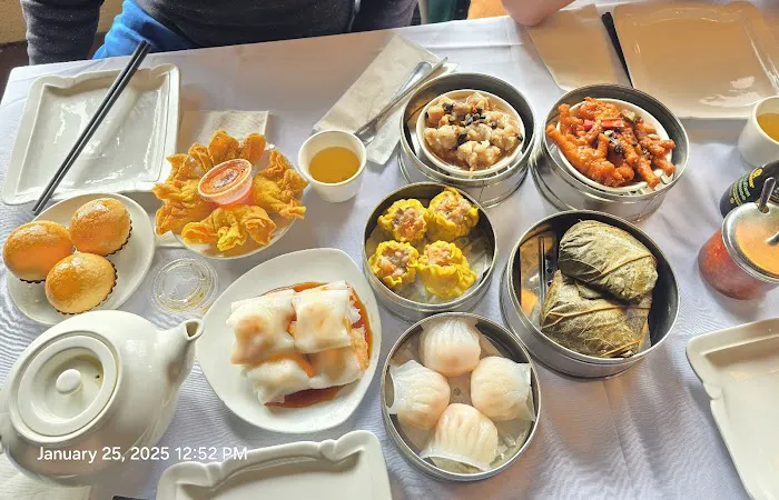 Capital Seafood Restaurant 5