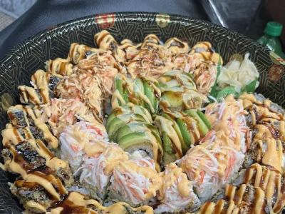 China Bowl and Sushi 0