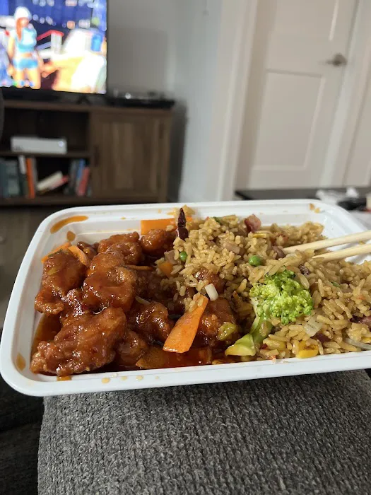 China Bowl and Sushi 3