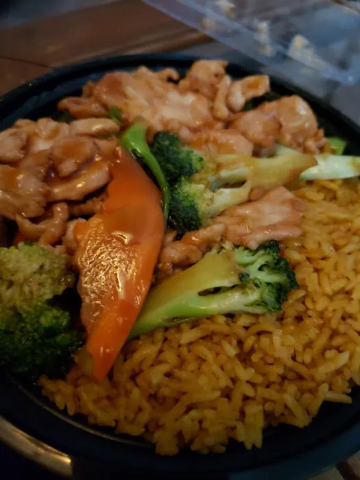 China Bowl and Sushi 6