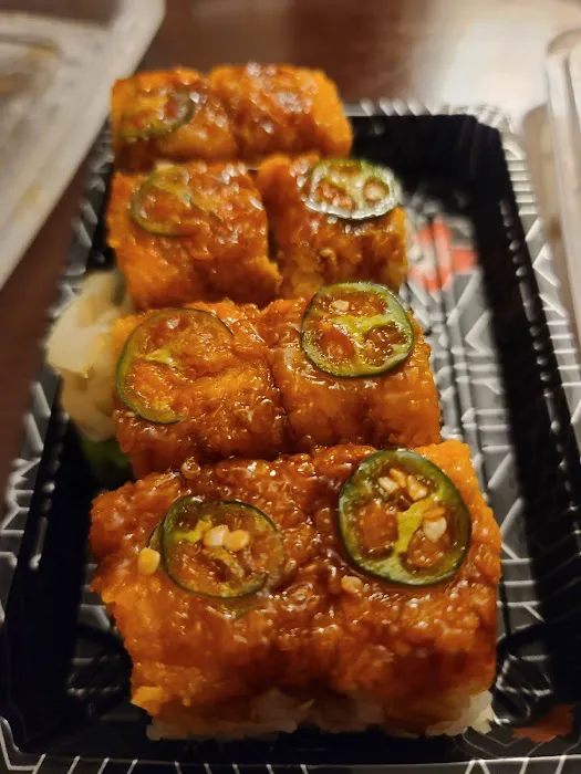 China Bowl and Sushi 4