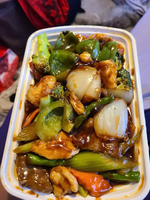 Golden China Restaurant 9