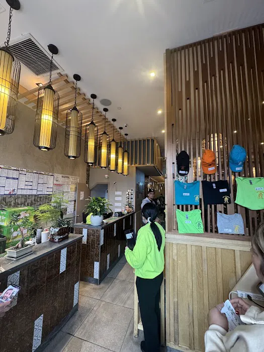 Joe's Shanghai 6