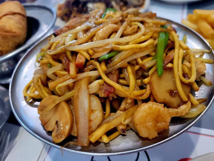 China Lake Restaurant 3