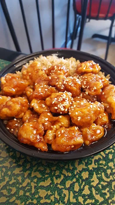 New King's Wok Chinese Restaurant 3