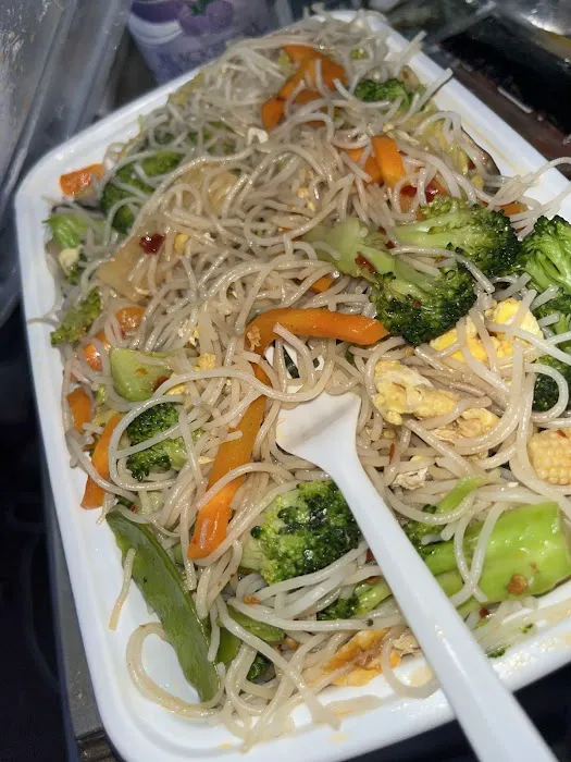 Ling Ling Chinese Restaurant 6