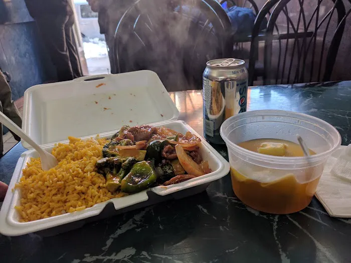 Lee's Restaurant 5