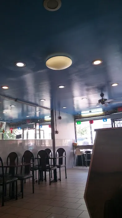Lin's Kitchen 5