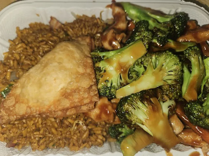 Tang's Chinese Restaurant 9