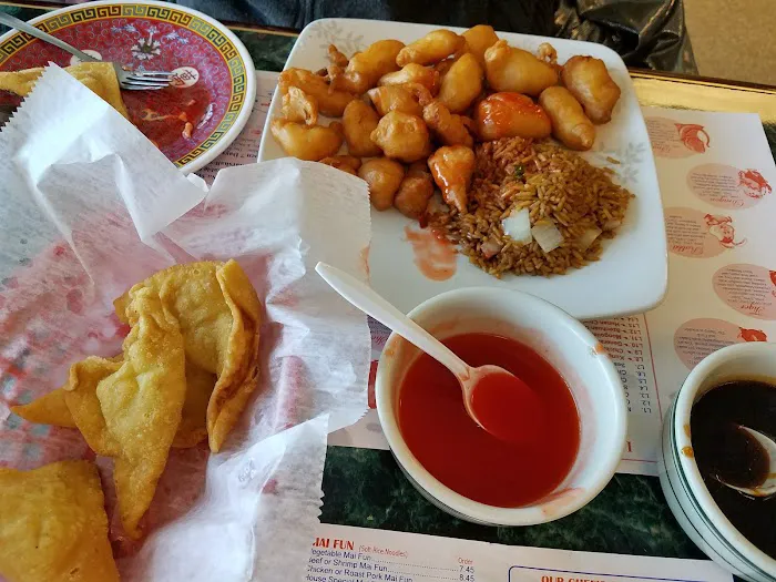 Golden Dragon Chinese Kitchen 5