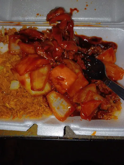 Lucky Wok Restaurant Store 2