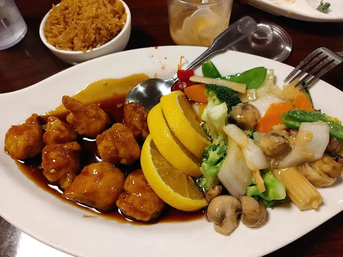 Peking House Restaurant 9