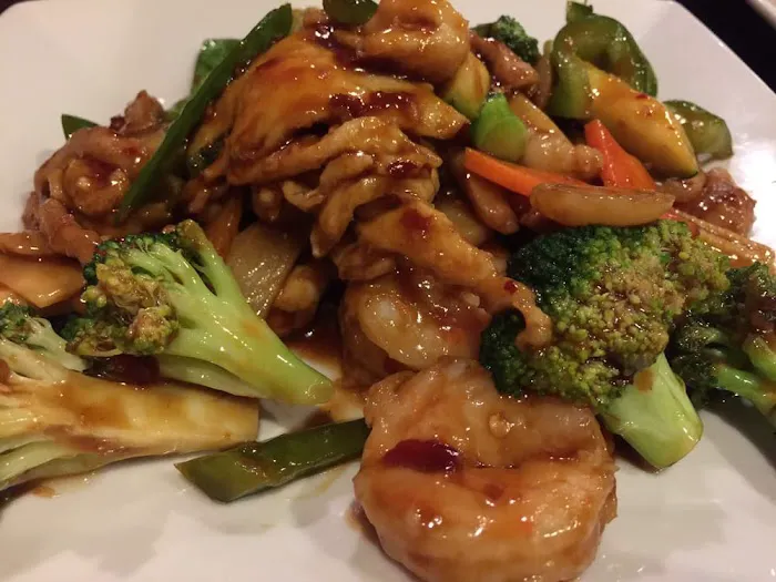Four Seasons Chinese Food and Sandwiches 4