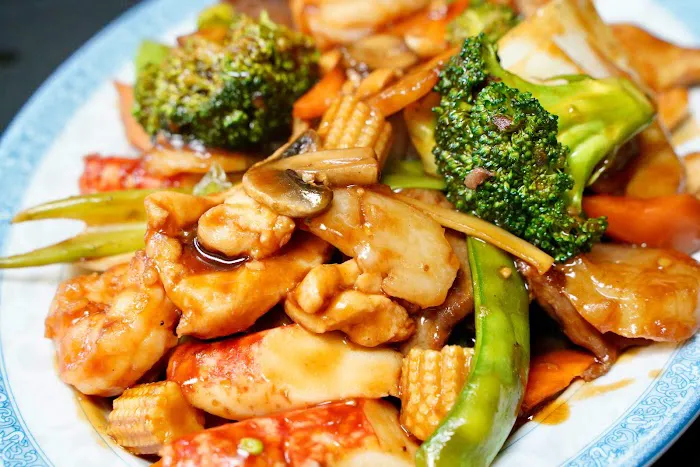 Tasty House Chinese Restaurant 7