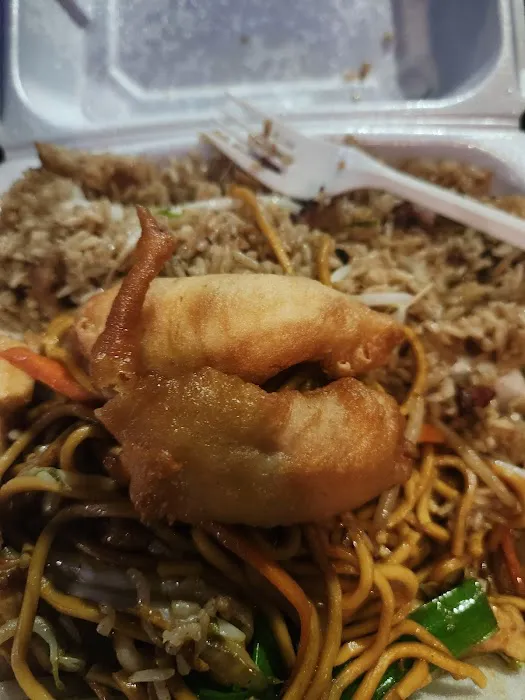 Lucky Panda Chinese Restaurant 6