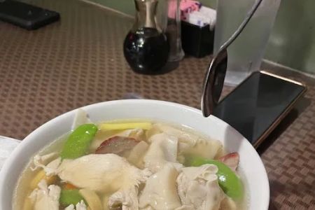 Kwan's Sampan Restaurant