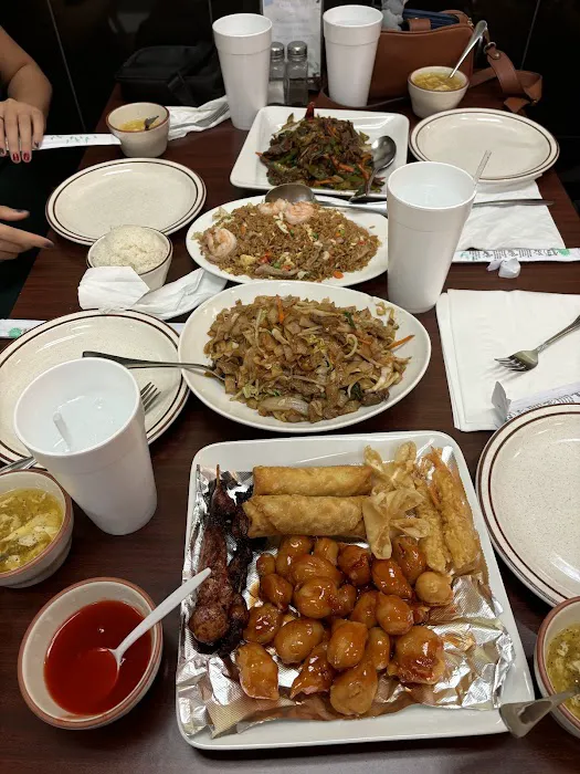 Happy Kitchen Chinese Cuisine 3