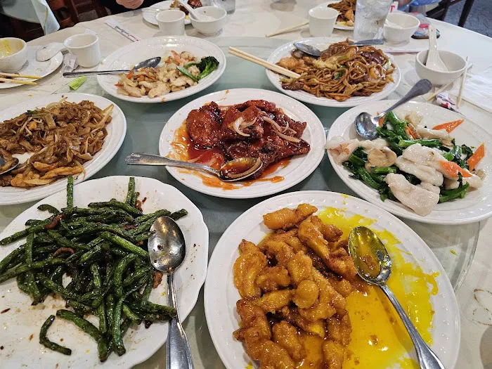 Golden City Restaurant 5
