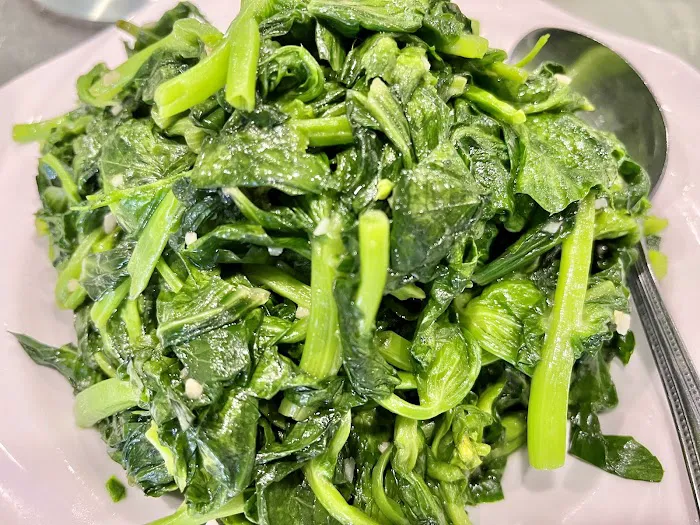 Emerald Chinese Cuisine 8