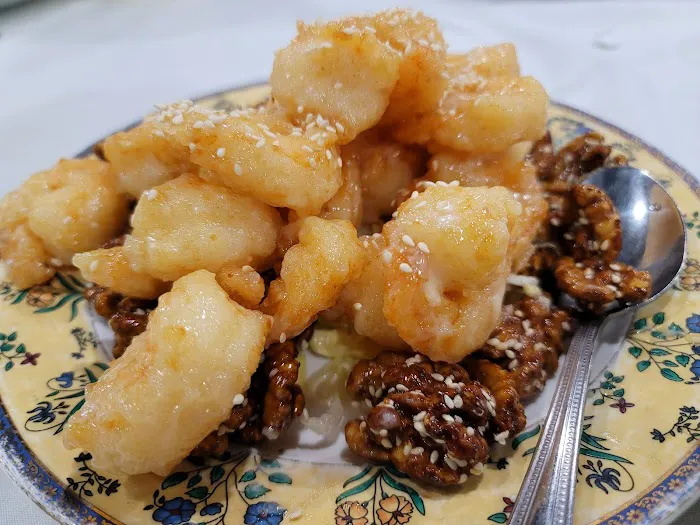 Emerald Chinese Cuisine 10