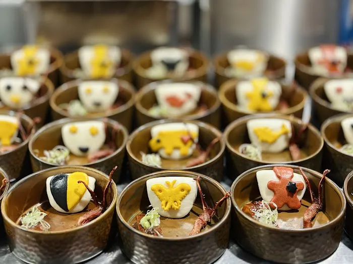 Ling Kitchen 5
