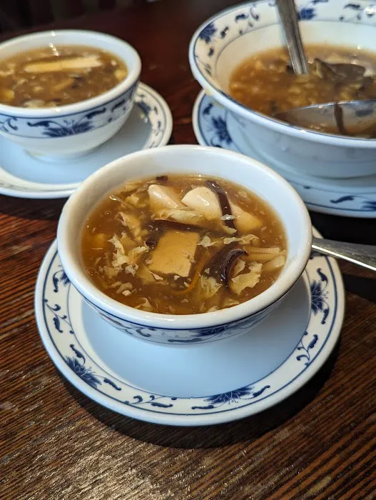 Gin Mon Chinese Restaurant 9