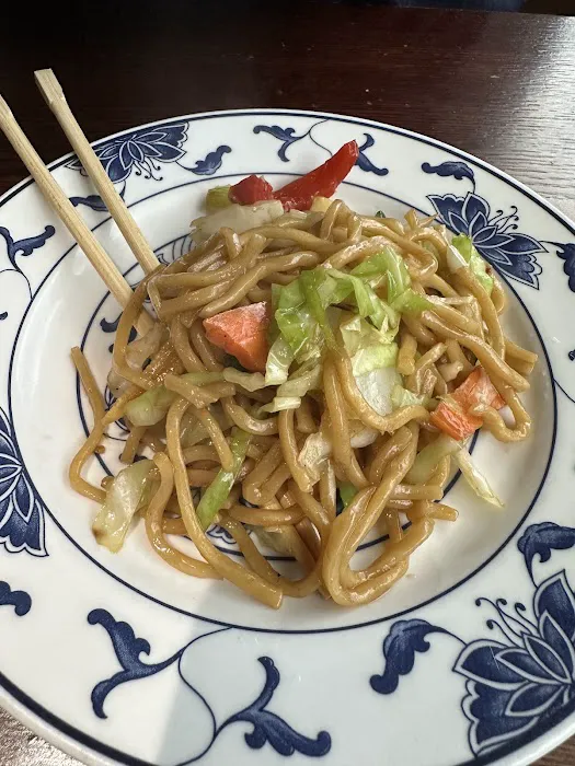 Gin Mon Chinese Restaurant 7