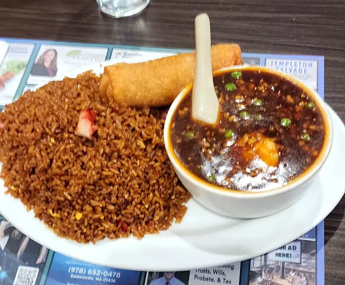 Yen Yen Chinese Restaurant 10