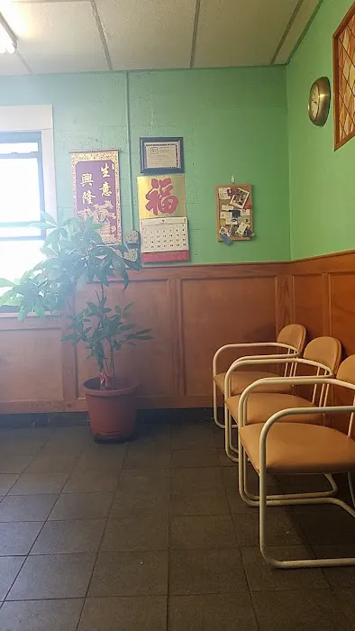 Eight Dragons Take Out Restaurant 5