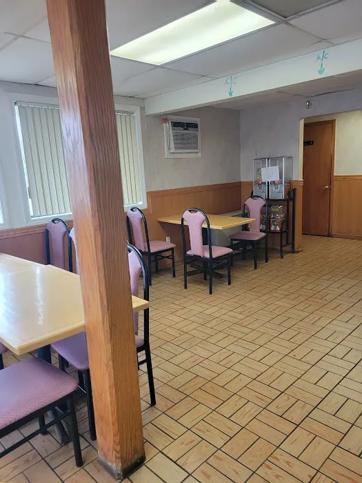 No. 1 Kitchen 6
