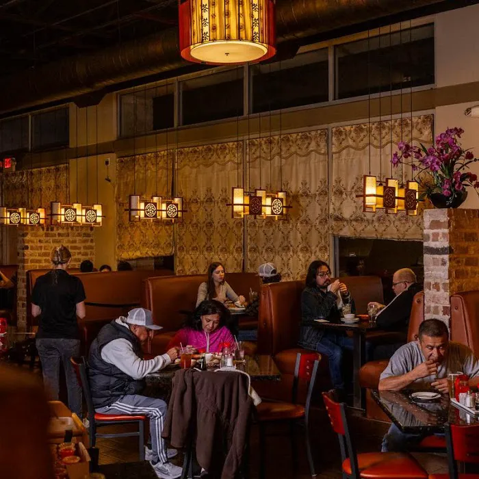 Koy Chinese & Sushi Restaurant 8