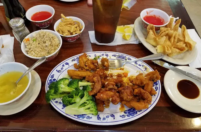 La Vernia Chinese Cuisine 4