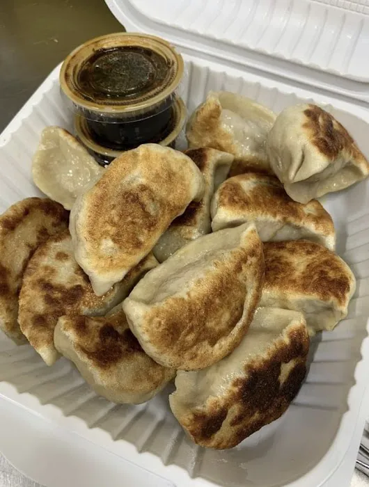 Mee Shane restaurant & carryout 7