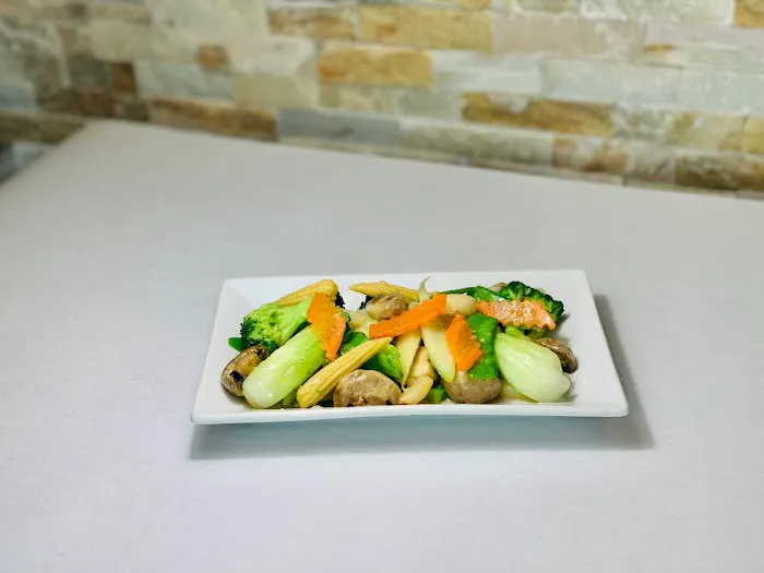 Wu’s Kitchen & Wines 3
