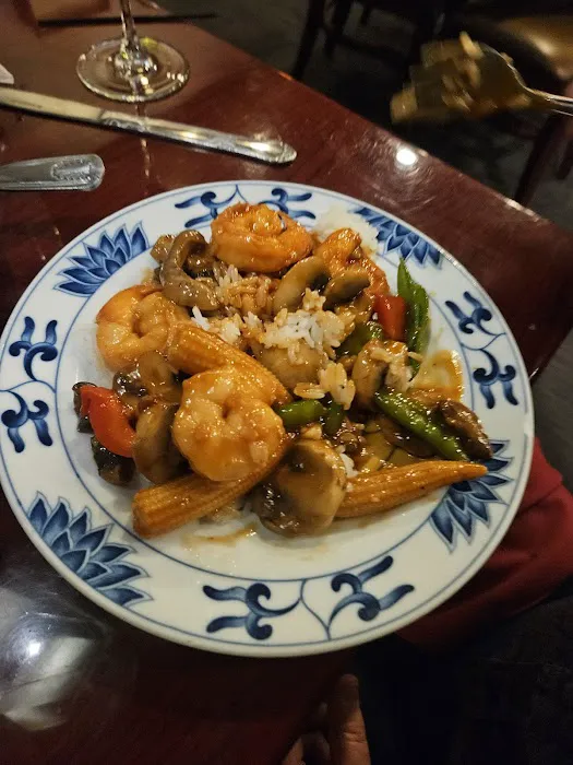 Five Happiness Chinese Restaurant 10